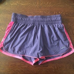 Brooks Lined Running Shorts Purple/Pink sz small